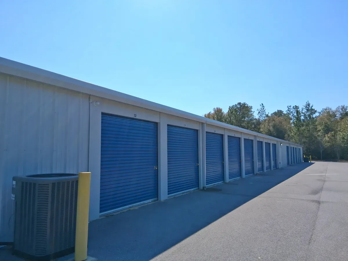 American Self Storage Outdoor Units